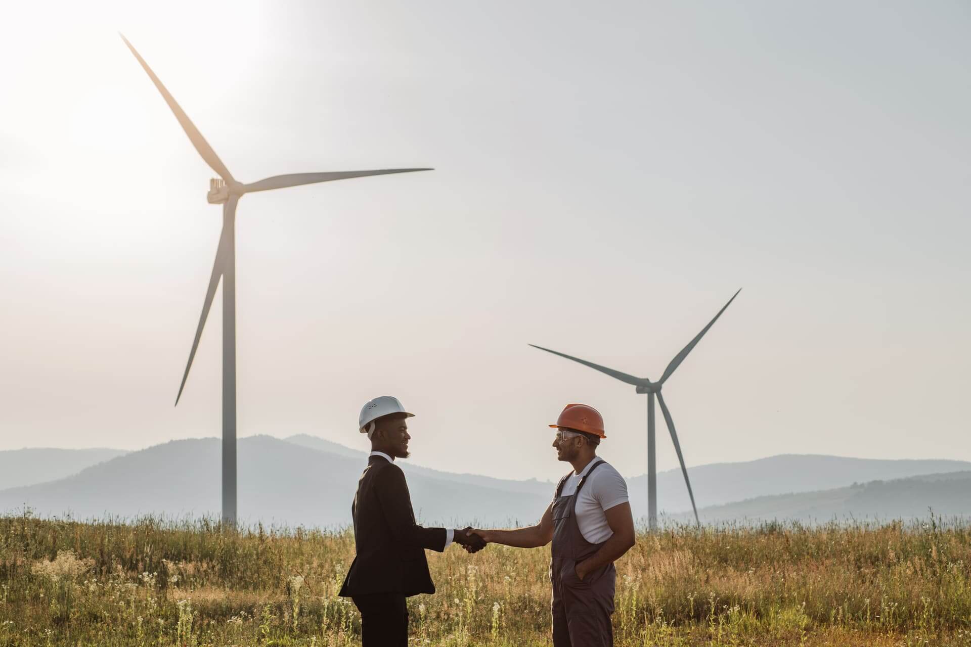 Clean Energy Trends: What’s on the Horizon for GreenGlow